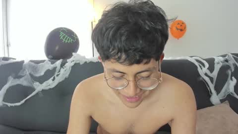 Snapshot of lustyguy18 chatting on October 29, 2025, 5:58 pm Ander online show from October 29, 2025, 5:58 pm