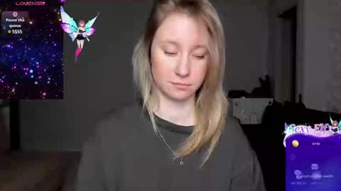 LusyaGreenberg online show from February 9, 2025, 4:29 pm