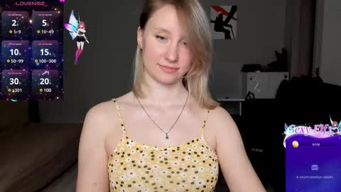 LusyaGreenberg online show from February 10, 2025, 5:19 pm