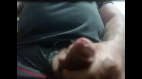 lutorres online show from November 3, 2025, 3:19 am