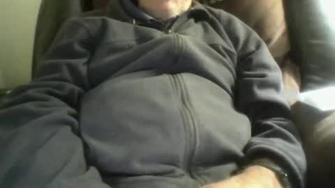 luv269er online show from December 2, 2025, 3:12 am