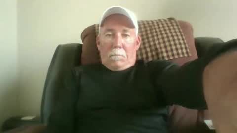 luv269er online show from December 4, 2025, 9:01 pm