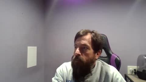 Snapshot of luv2likslit611455 chatting on November 15, 2025, 9:17 am Luv2likslit online show from November 15, 2025, 9:17 am