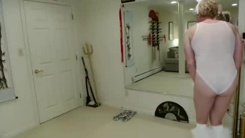 Snapshot of luv_bunny69 chatting on February 23, 2025, 6:23 pm Luv Bunny online show from February 23, 2025, 6:23 pm