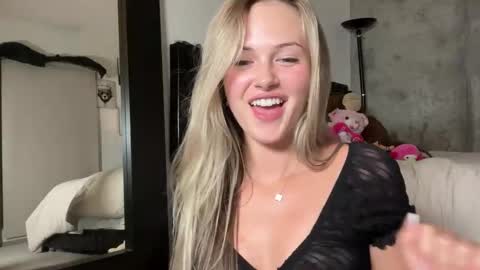 Aimee online show from March 18, 2026, 4:48 am