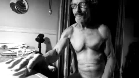 Snapshot of luvdezire chatting on June 30, 2026, 3:29 am Peter Jacksone online show from June 30, 2026, 3:29 am