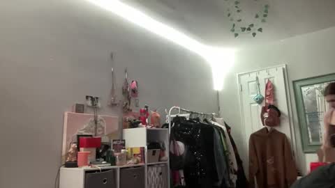 luvkoko online show from February 3, 2026, 1:37 am