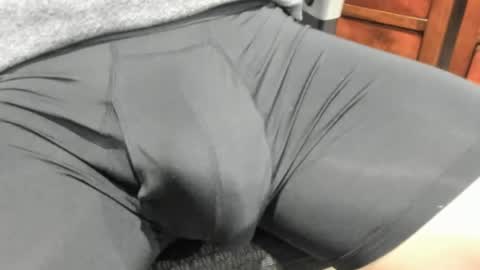 Snapshot of luvswetpussy chatting on May 19, 2026, 4:57 pm luvswetpussy online show from May 19, 2026, 4:57 pm