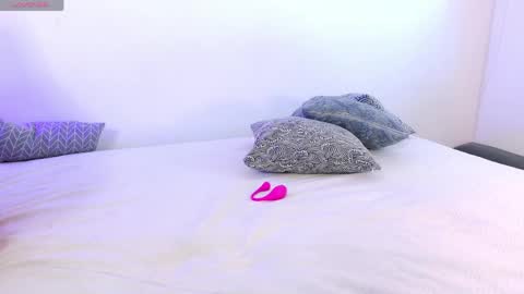 Snapshot of luvtosin663 chatting on April 17, 2026, 3:26 pm luvtosin663 online show from April 17, 2026, 3:26 pm