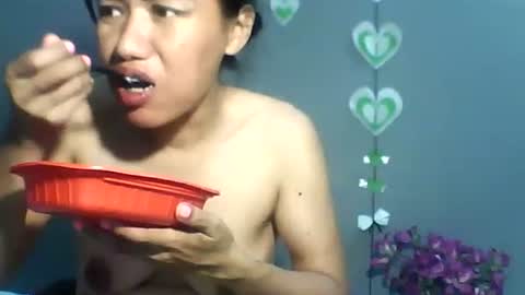 Bee Bee online show from February 14, 2026, 4:09 am