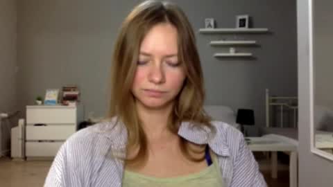 Snapshot of lux_millie chatting on January 31, 2026, 7:23 pm Millie online show from January 31, 2026, 7:23 pm