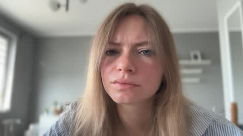 Snapshot of lux_millie chatting on May 24, 2026, 7:02 am Millie online show from May 24, 2026, 7:02 am