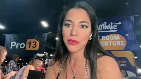 luxcher22 online show from October 24, 2025, 10:17 pm