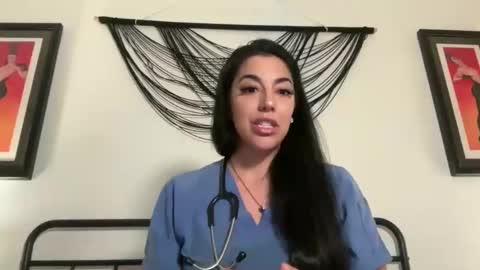 luxcher22 online show from March 26, 2026, 4:07 am