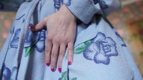 Sophie online show from December 31, 2024, 9:53 am