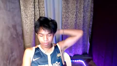 luxirfy online show from February 1, 2026, 6:39 pm