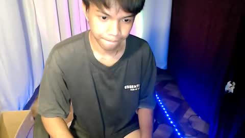 luxirfy online show from April 1, 2026, 6:27 pm