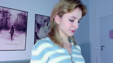 Snapshot of luxrayi chatting on January 18, 2025, 3:16 pm Ray online show from January 18, 2025, 3:16 pm