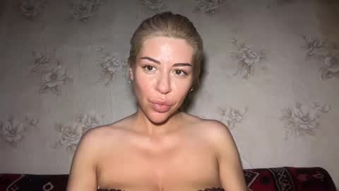 LuxSonyaStar online show from July 13, 2026, 9:06 pm