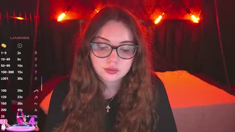 Snapshot of luxsopphia_ chatting on June 13, 2026, 12:36 pm luxsopphia_ online show from June 13, 2026, 12:36 pm