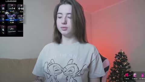 Snapshot of luxuryalma18 chatting on December 16, 2025, 6:40 am Alma online show from December 16, 2025, 6:40 am