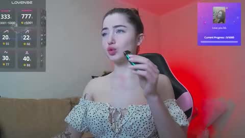 Snapshot of luxuryalma18 chatting on February 16, 2026, 10:33 am Alma online show from February 16, 2026, 10:33 am