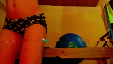 Snapshot of luxurydivine chatting on May 13, 2026, 2:47 pm Liss online show from May 13, 2026, 2:47 pm