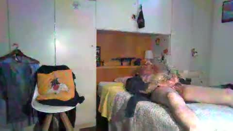 luxx72boy online show from May 2, 2026, 9:14 am