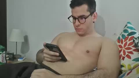 Snapshot of luzardol chatting on October 25, 2025, 3:40 pm luzardol online show from October 25, 2025, 3:40 pm
