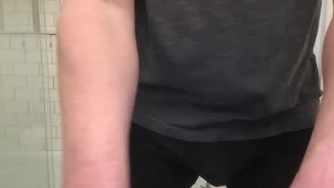 lvguynextdoor440656 online show from April 11, 2026, 2:27 am