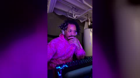 Snapshot of lxrdhxkvgemvsterjuice chatting on April 30, 2026, 2:23 pm lxrdhxkvgemvsterjuice online show from April 30, 2026, 2:23 pm