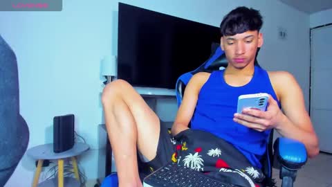 Lyam online show from April 10, 2026, 5:12 am