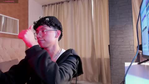 Lyan online show from March 9, 2026, 4:55 pm