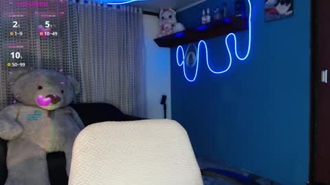 Snapshot of lyann_ chatting on June 6, 2026, 11:20 pm Lyann online show from June 6, 2026, 11:20 pm