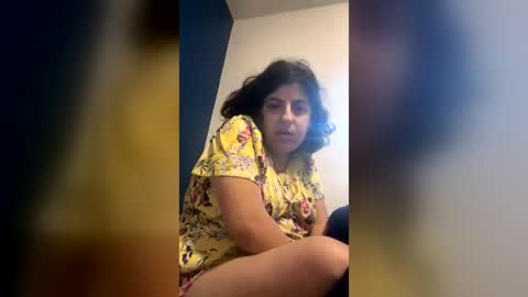 lydiasheer online show from July 22, 2026, 2:09 pm