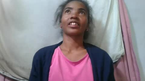 lydie856696 online show from June 13, 2026, 8:23 am