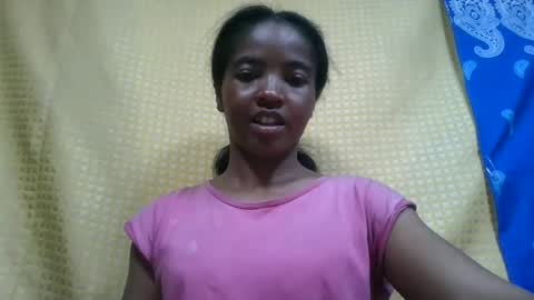 lydie856696 online show from July 5, 2026, 5:25 am