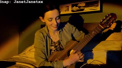 LylacDoll online show from January 13, 2026, 2:39 am