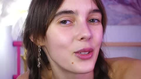 Snapshot of lyly_loveyou chatting on December 8, 2024, 11:46 am Lyly online show from December 8, 2024, 11:46 am