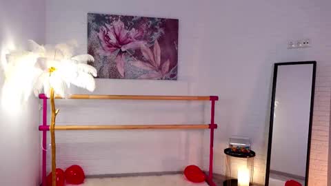 Snapshot of lyly_loveyou chatting on February 15, 2025, 5:41 am Lyly online show from February 15, 2025, 5:41 am