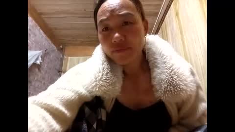 Snapshot of lyn_eva chatting on April 3, 2026, 11:14 pm lyn_eva online show from April 3, 2026, 11:14 pm