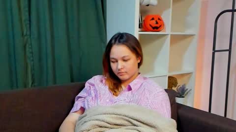 Snapshot of lynetteakey chatting on December 3, 2024, 12:13 am Alice online show from December 3, 2024, 12:13 am