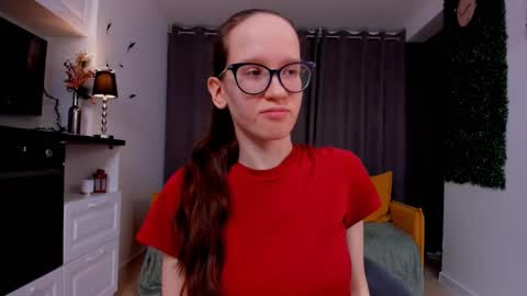 Sara online show from February 26, 2025, 7:16 pm