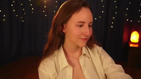 Snapshot of lynn_feline chatting on February 25, 2025, 12:13 pm Lynn online show from February 25, 2025, 12:13 pm