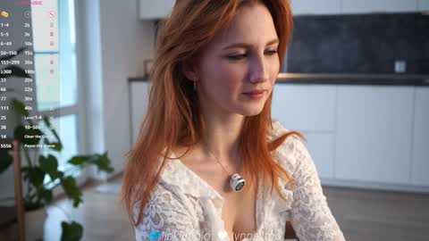 Natasha online show from November 6, 2025, 5:19 am