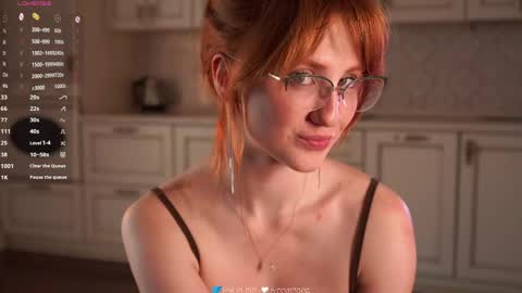 Snapshot of lynnalltop chatting on May 6, 2026, 8:52 am Natasha online show from May 6, 2026, 8:52 am