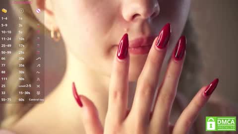 Lola online show from September 13, 2025, 5:02 pm