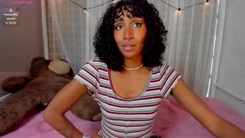 Lynx and Sun  online show from September 24, 2025, 7:17 pm