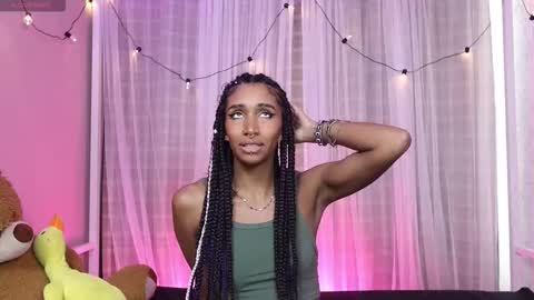 Lynx and Sun  online show from October 16, 2025, 7:04 pm