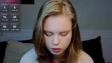 Snapshot of lyucy chatting on August 3, 2026, 8:45 pm Julie online show from August 3, 2026, 8:45 pm